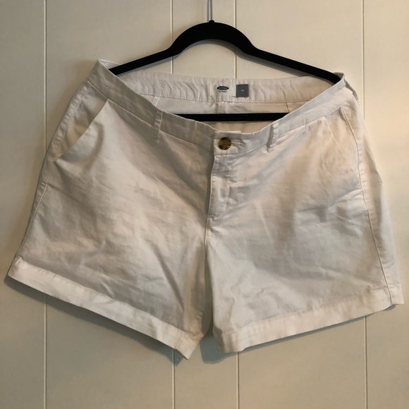 Old Navy 5” Everyday Shorts - Picture 1 of 1